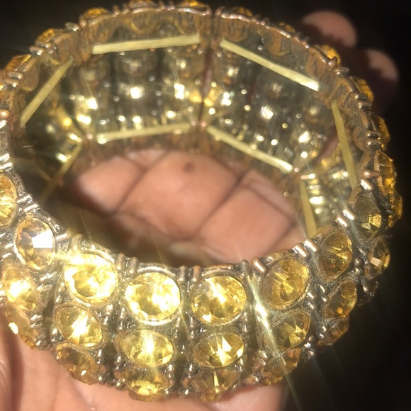 Gold Rhinestone Bracelet - Picture 4 of 4